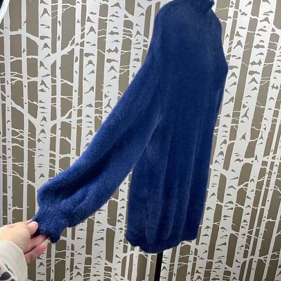 Navy Blue Fuzzy Soft Knit Oversized Mock Neck Sweater sz M - Picture 2 of 10